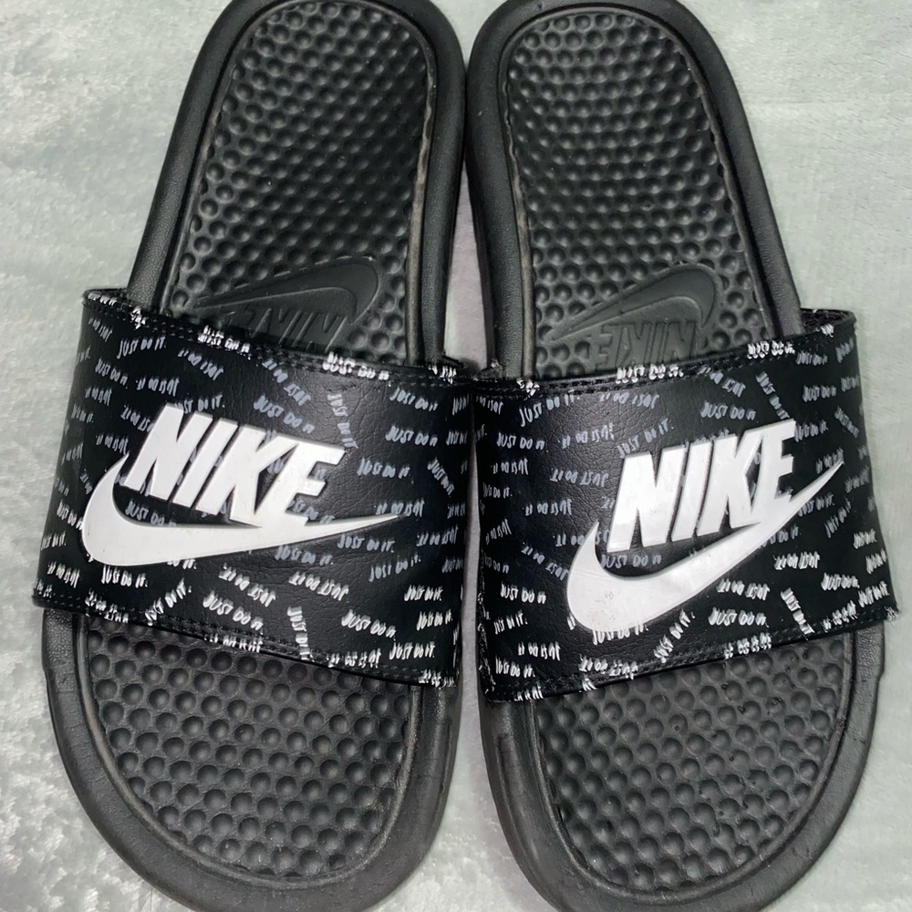 Nike Slides | Black 🖤